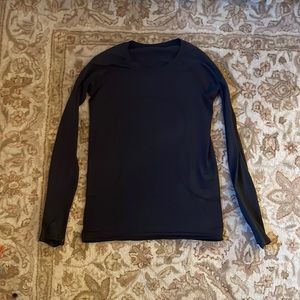Black Lululemon Swiftly Tech Long-Sleeve Shirt 2.0